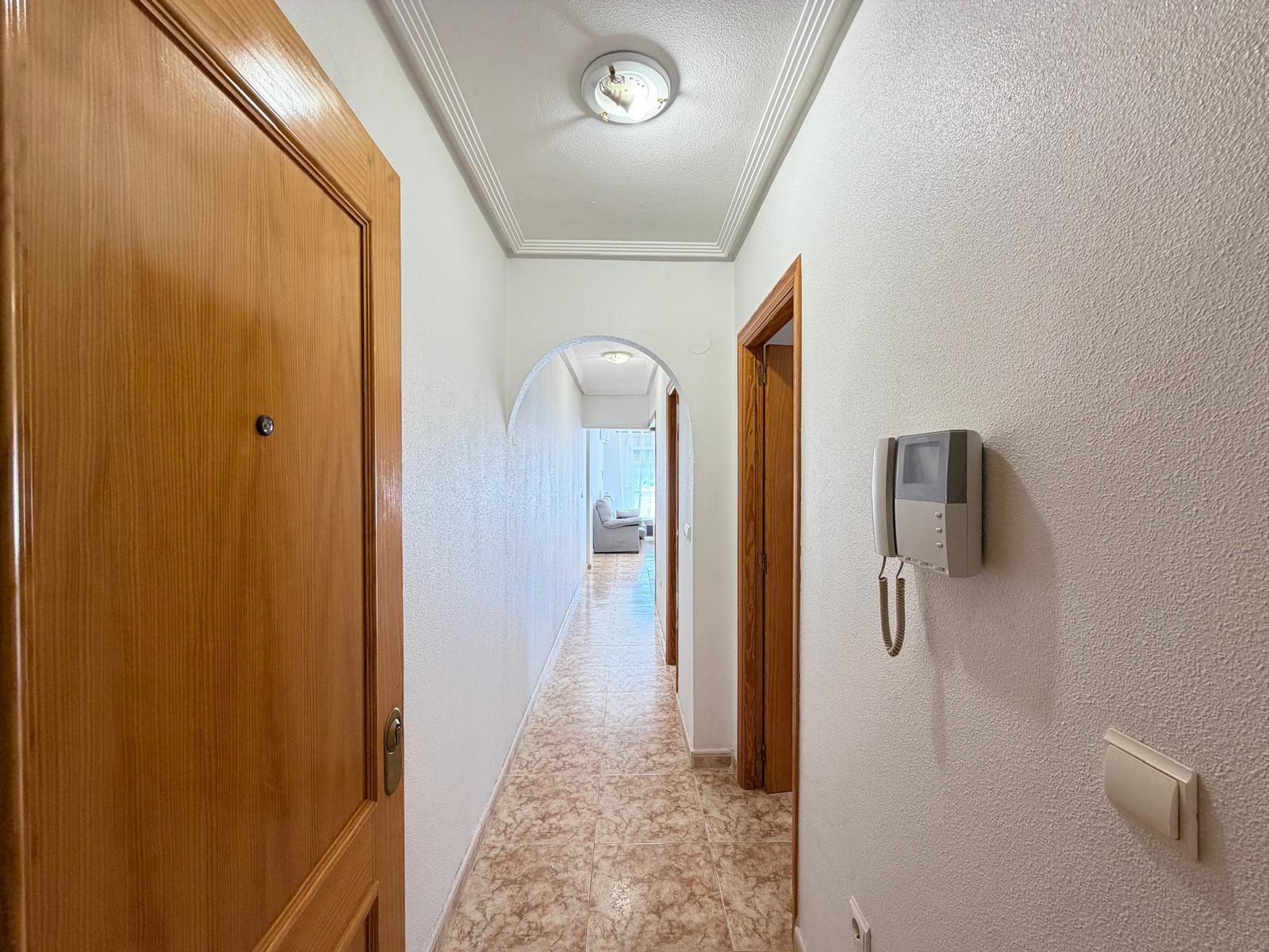 For sale - 2 Bedroom 1 Bathroom Apartment in Torrevieja - Playa Del Cura  - Alicante