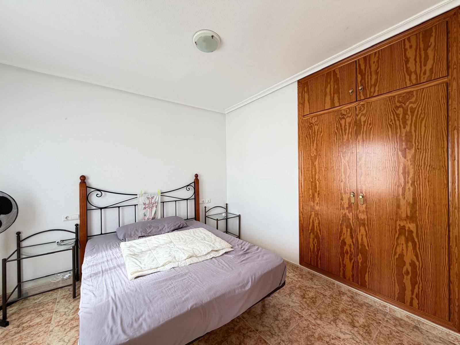 For sale - 2 Bedroom 1 Bathroom Apartment in Torrevieja - Playa Del Cura  - Alicante