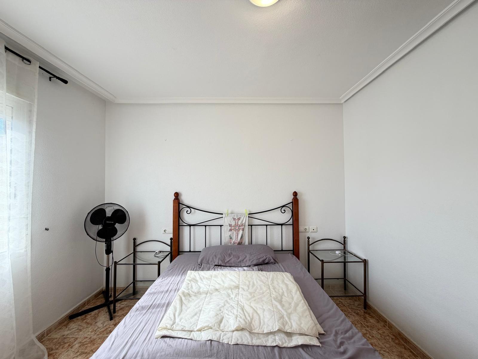 For sale - 2 Bedroom 1 Bathroom Apartment in Torrevieja - Playa Del Cura  - Alicante