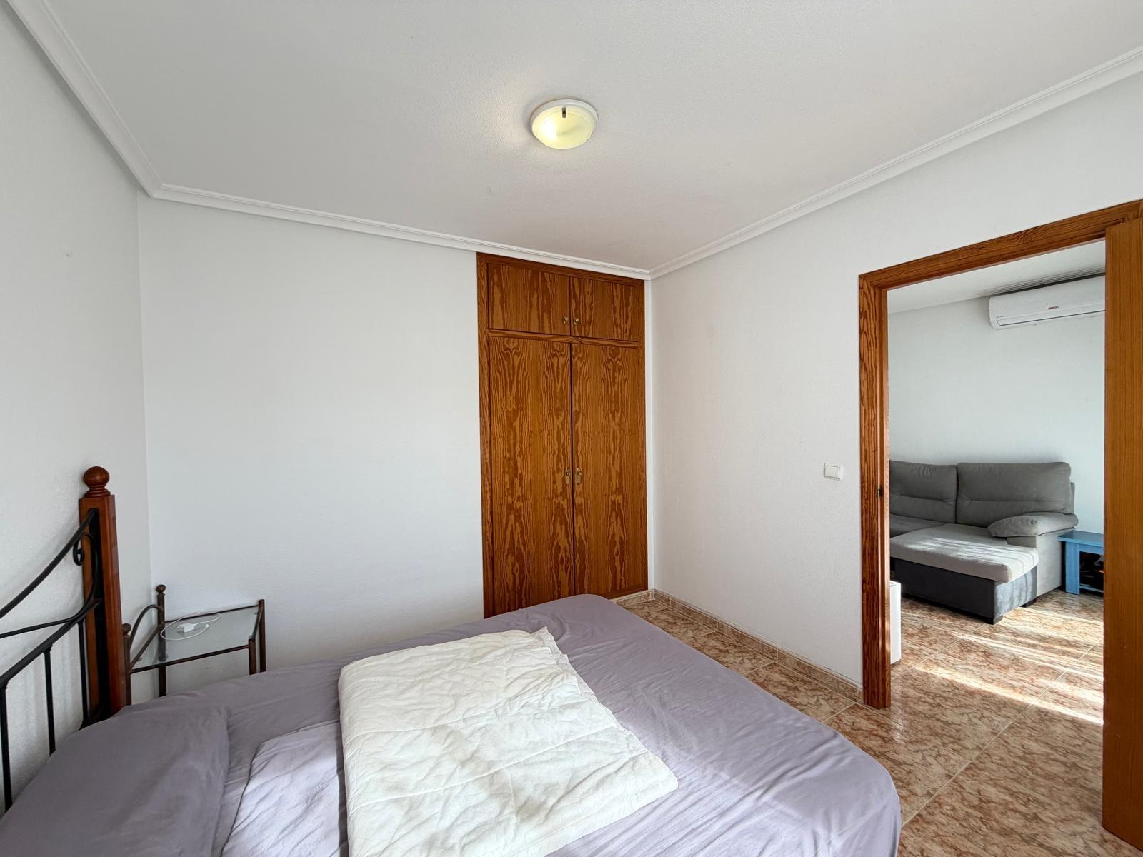 For sale - 2 Bedroom 1 Bathroom Apartment in Torrevieja - Playa Del Cura  - Alicante