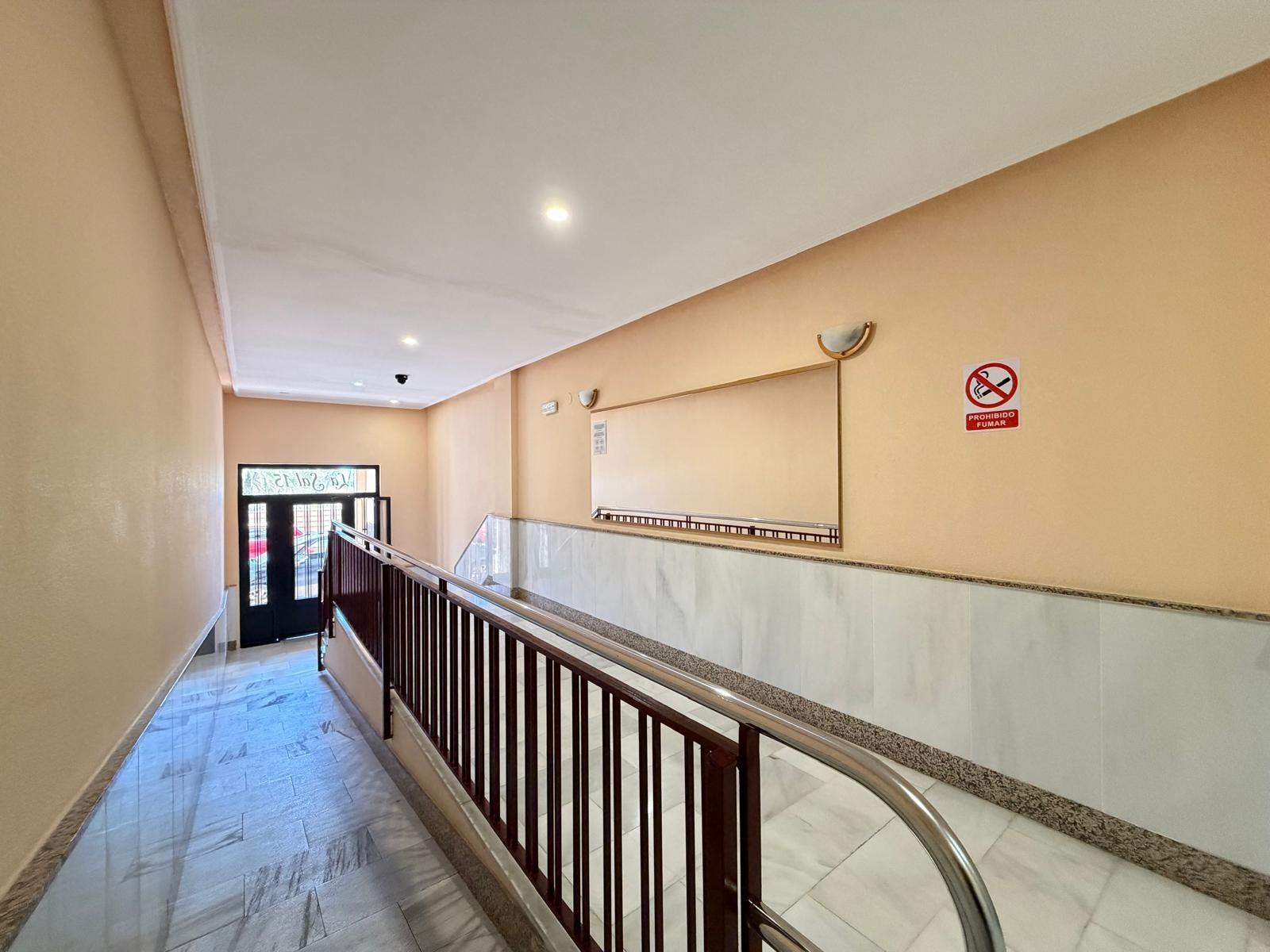 For sale - 2 Bedroom 1 Bathroom Apartment in Torrevieja - Playa Del Cura  - Alicante
