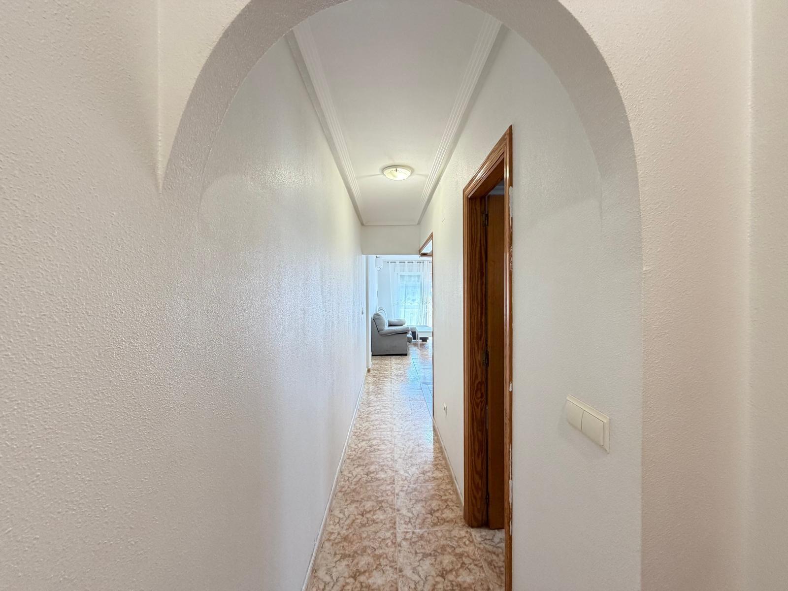 For sale - 2 Bedroom 1 Bathroom Apartment in Torrevieja - Playa Del Cura  - Alicante
