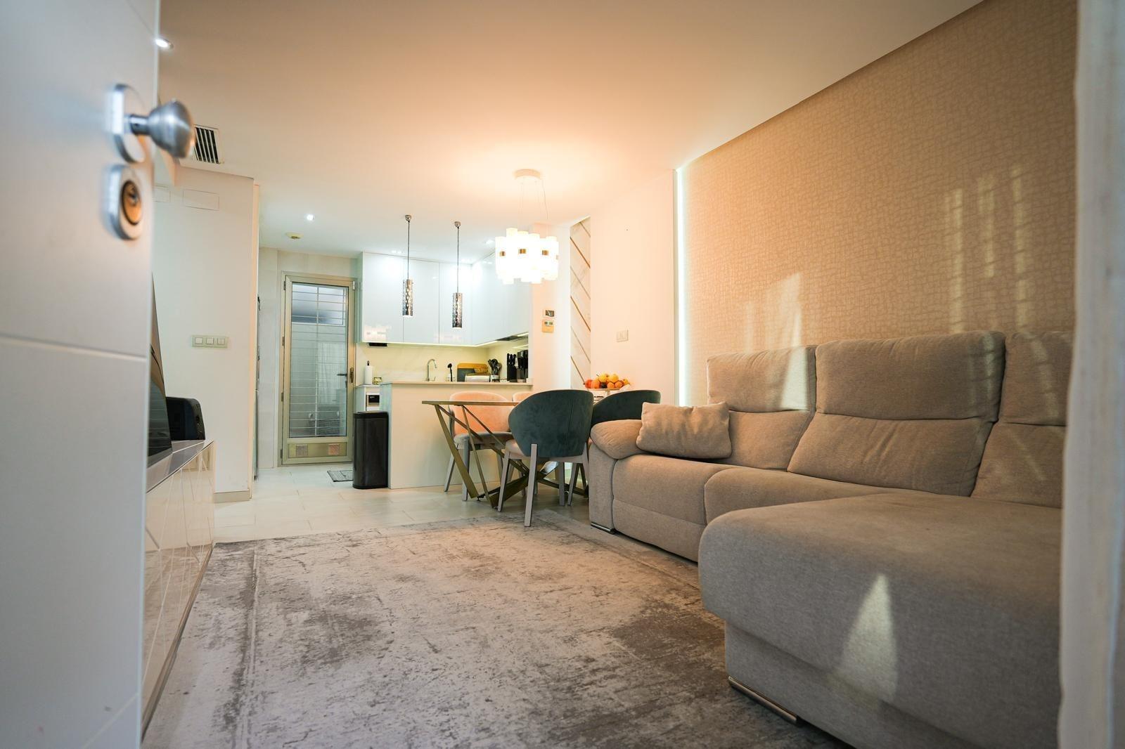 For sale - 3 Bedroom 2 Bathroom Town House in Torrevieja - aguas nuevas  - Alicante
