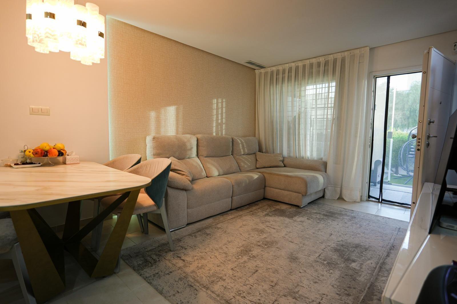For sale - 3 Bedroom 2 Bathroom Town House in Torrevieja - aguas nuevas  - Alicante