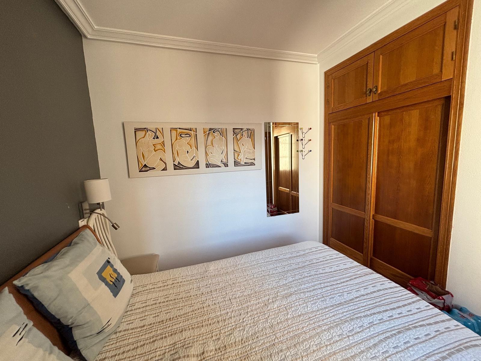 For sale - 3 Bedroom 2 Bathroom Apartment in Torrevieja - Torrevieja  - Alicante