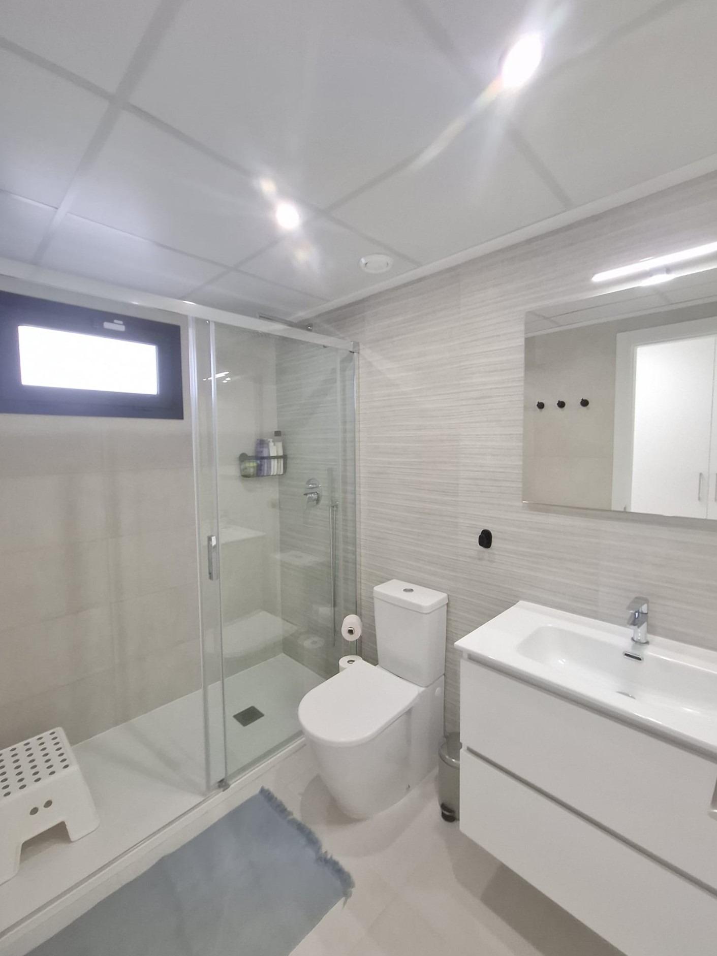 For sale - 3 Bedroom 2 Bathroom Apartment in Orihuela Costa - Villamartin  - Alicante