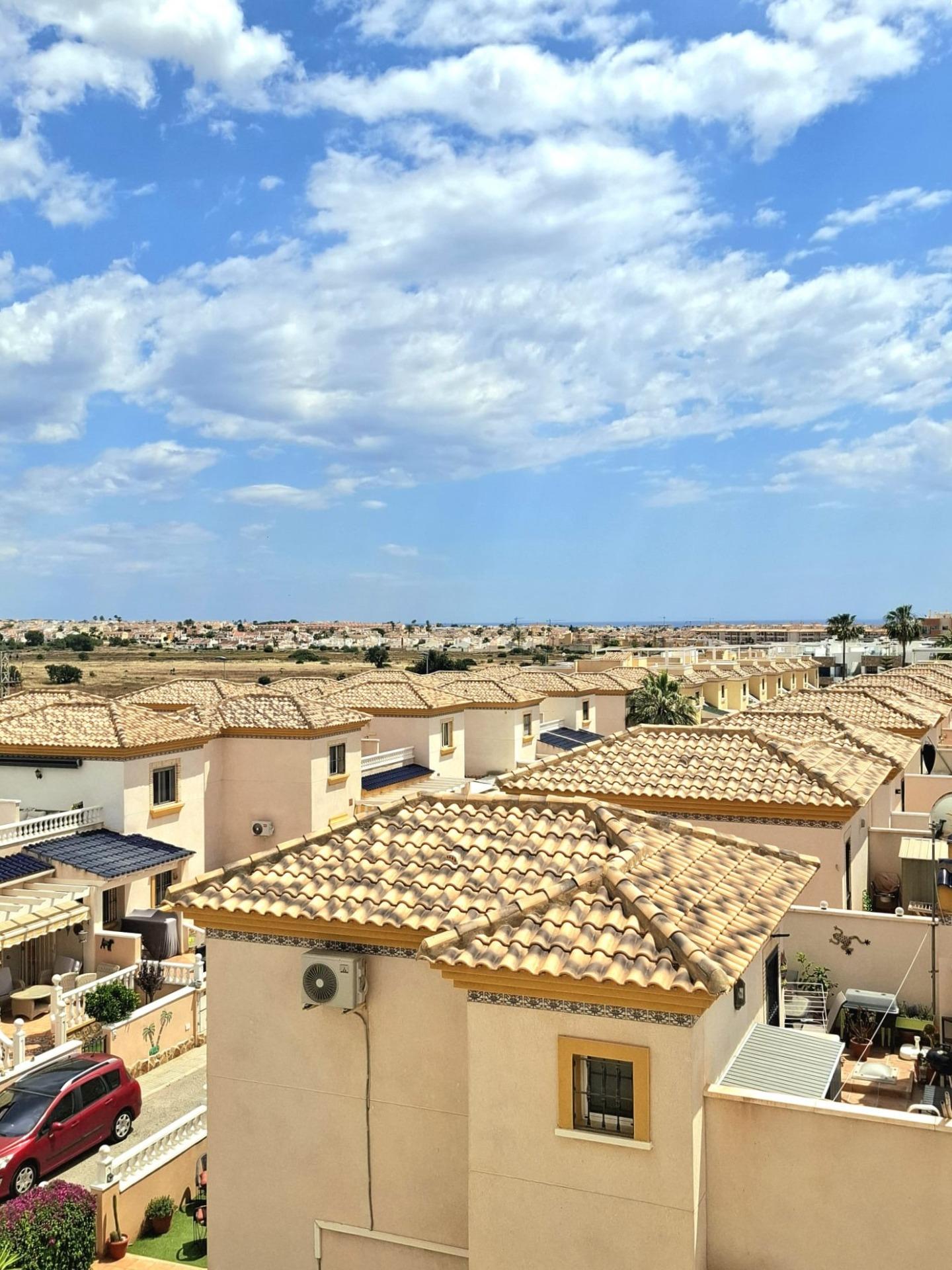 For sale - 3 Bedroom 2 Bathroom Apartment in Orihuela Costa - Villamartin  - Alicante