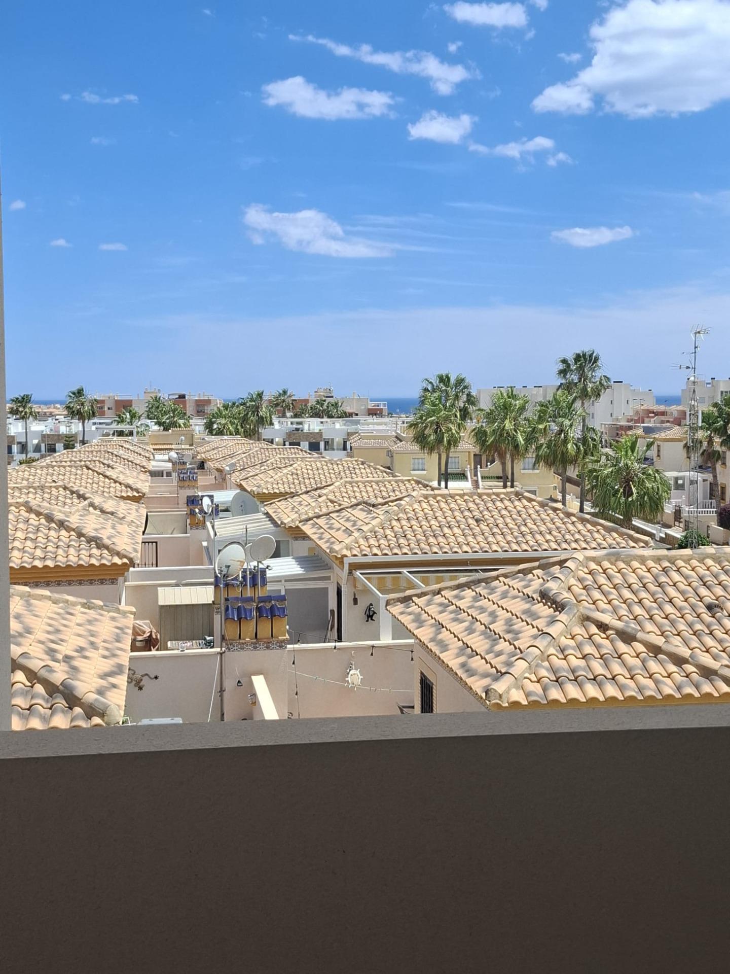 For sale - 3 Bedroom 2 Bathroom Apartment in Orihuela Costa - Villamartin  - Alicante
