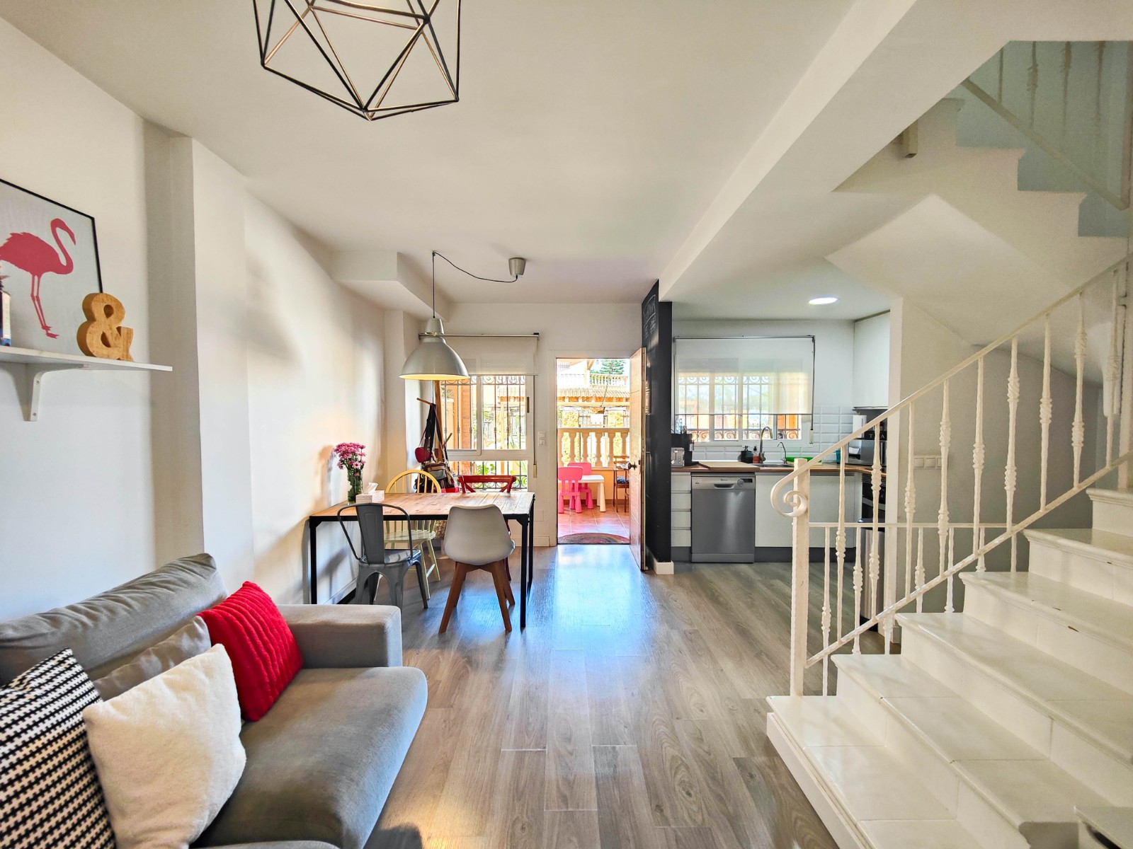 For sale - 4 Bedroom 3 Bathroom Town House in Guardamar del Segura - Costa Blanca  - Alicante
