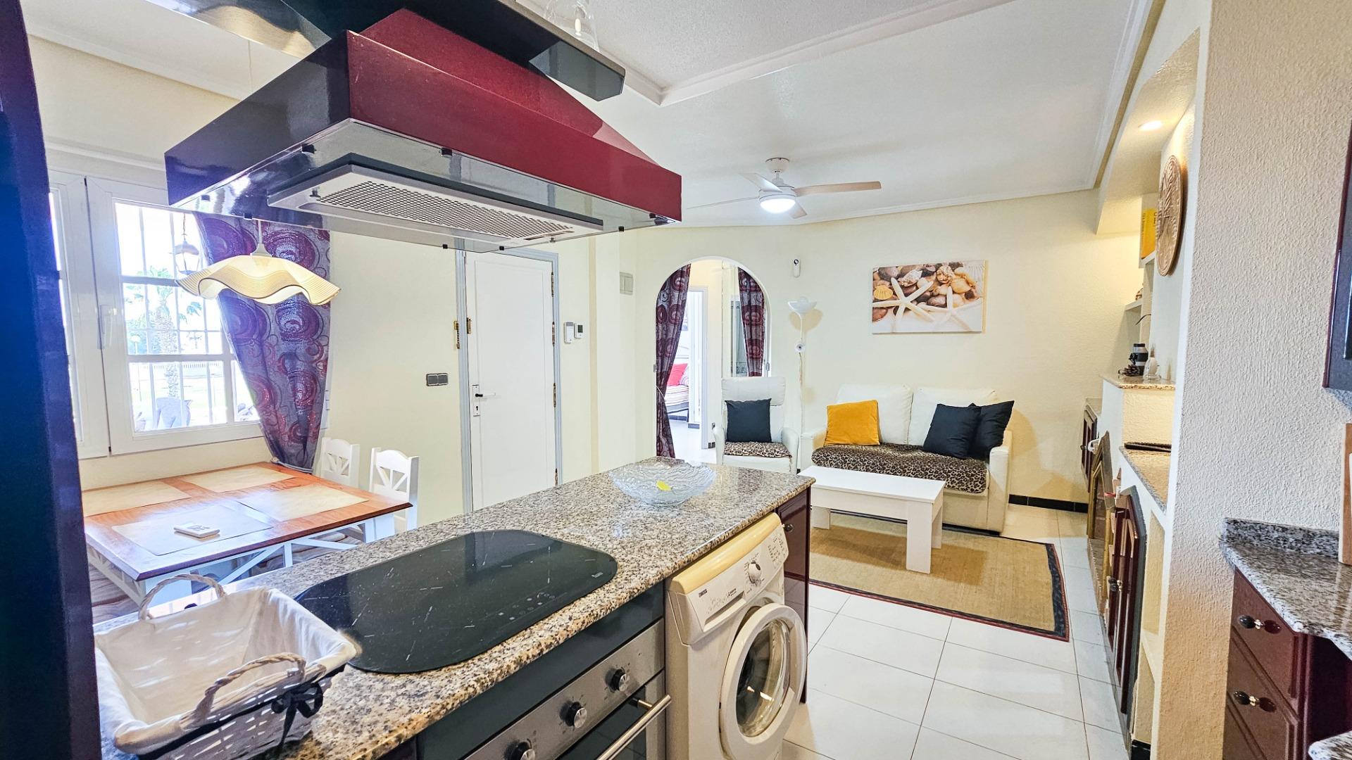 For sale - 2 Bedroom 1 Bathroom Bungalow in Orihuela Costa - Los Altos  - Alicante