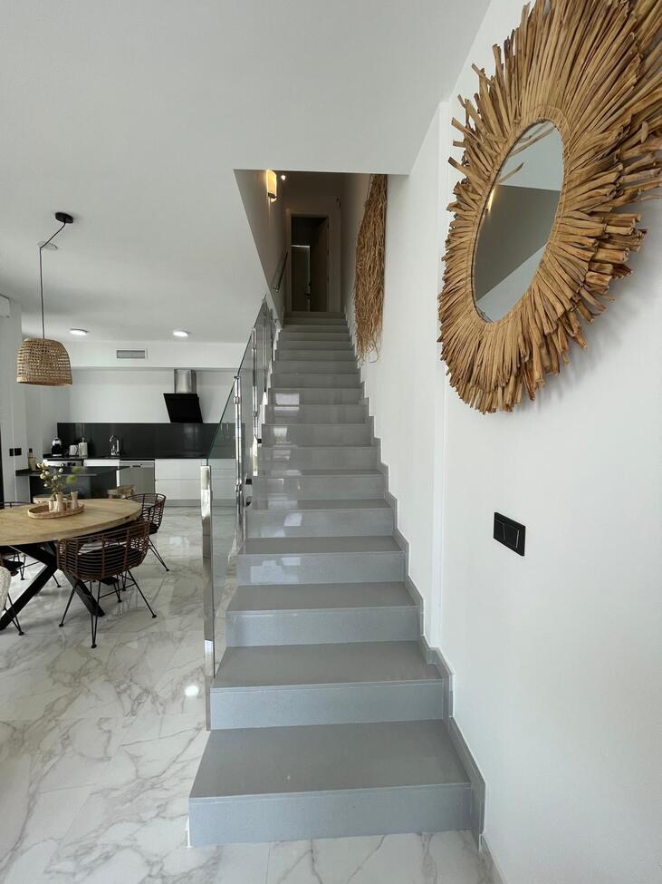 For sale - 3 Bedroom 3 Bathroom Villa in Benijofar -  - Alicante