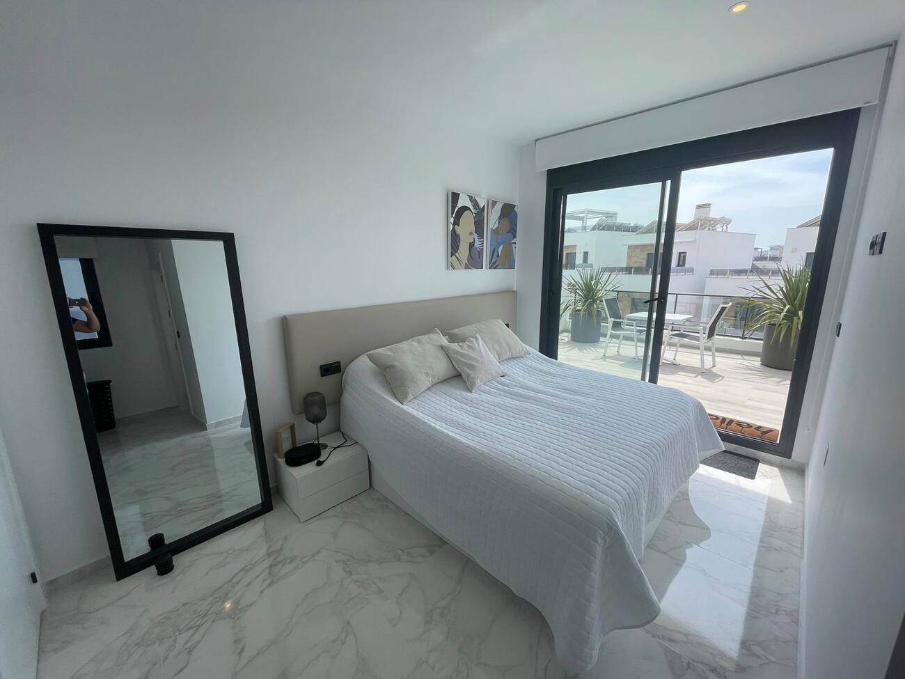 For sale - 3 Bedroom 3 Bathroom Villa in Benijofar -  - Alicante