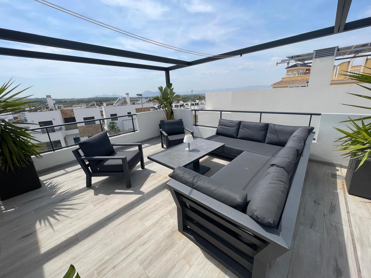 For sale - 3 Bedroom 3 Bathroom Villa in Benijofar -  - Alicante
