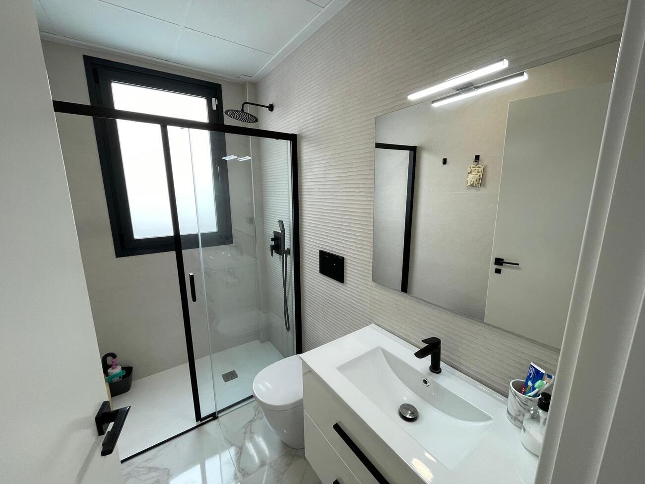 For sale - 3 Bedroom 3 Bathroom Villa in Benijofar -  - Alicante