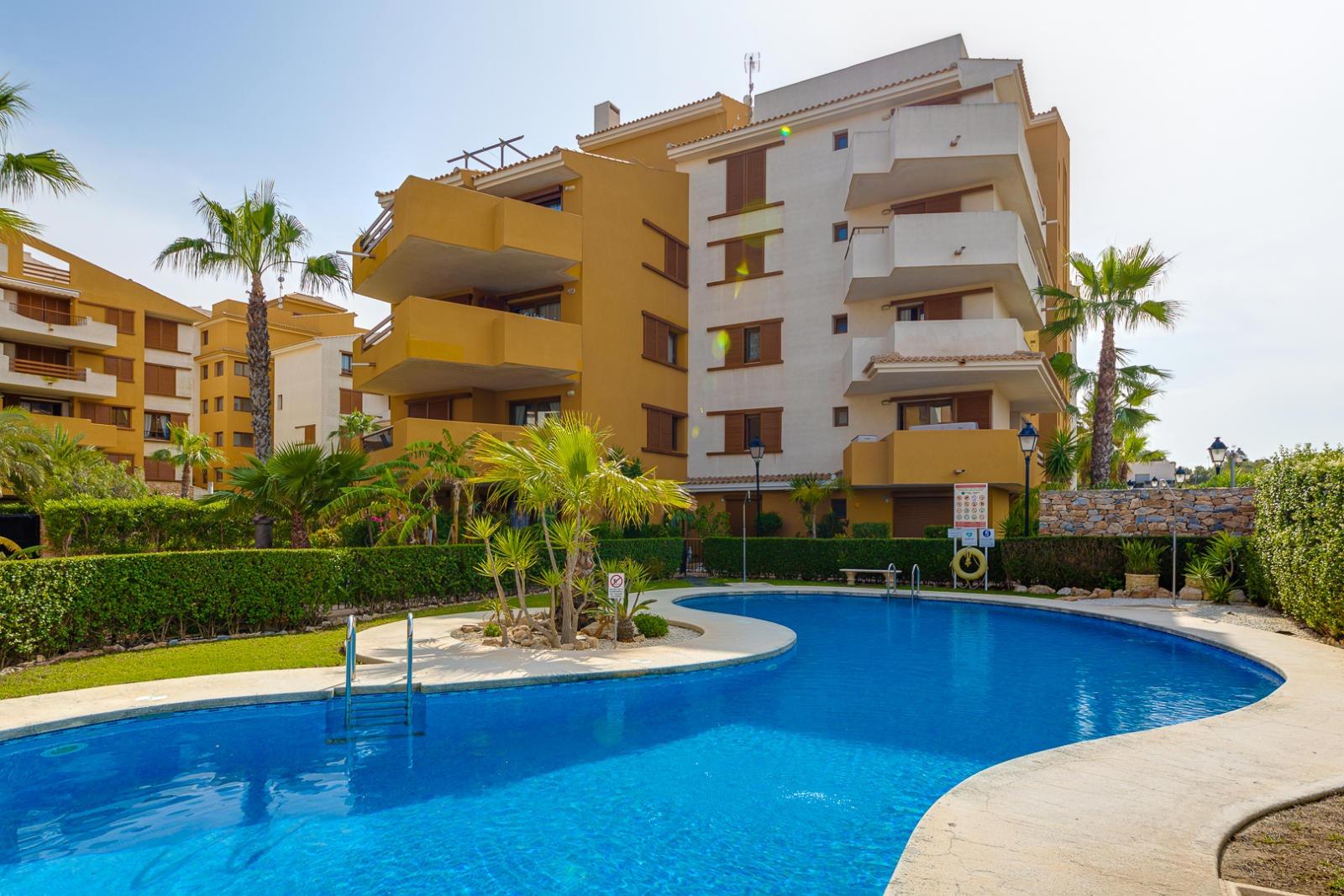 For sale - 2 Bedroom 1 Bathroom Apartment in Torrevieja - Punta Prima  - Alicante