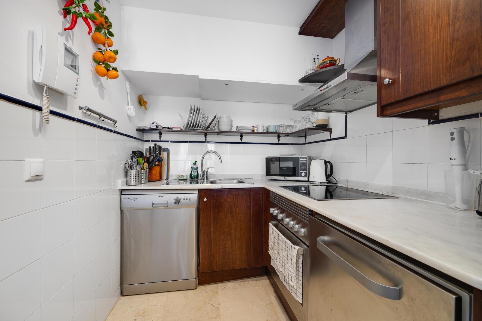 For sale - 2 Bedroom 1 Bathroom Apartment in Torrevieja - Punta Prima  - Alicante