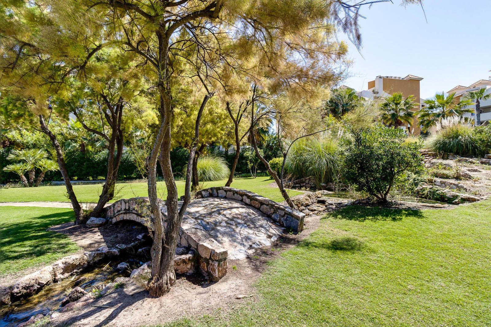 For sale - 2 Bedroom 1 Bathroom Apartment in Torrevieja - Punta Prima  - Alicante