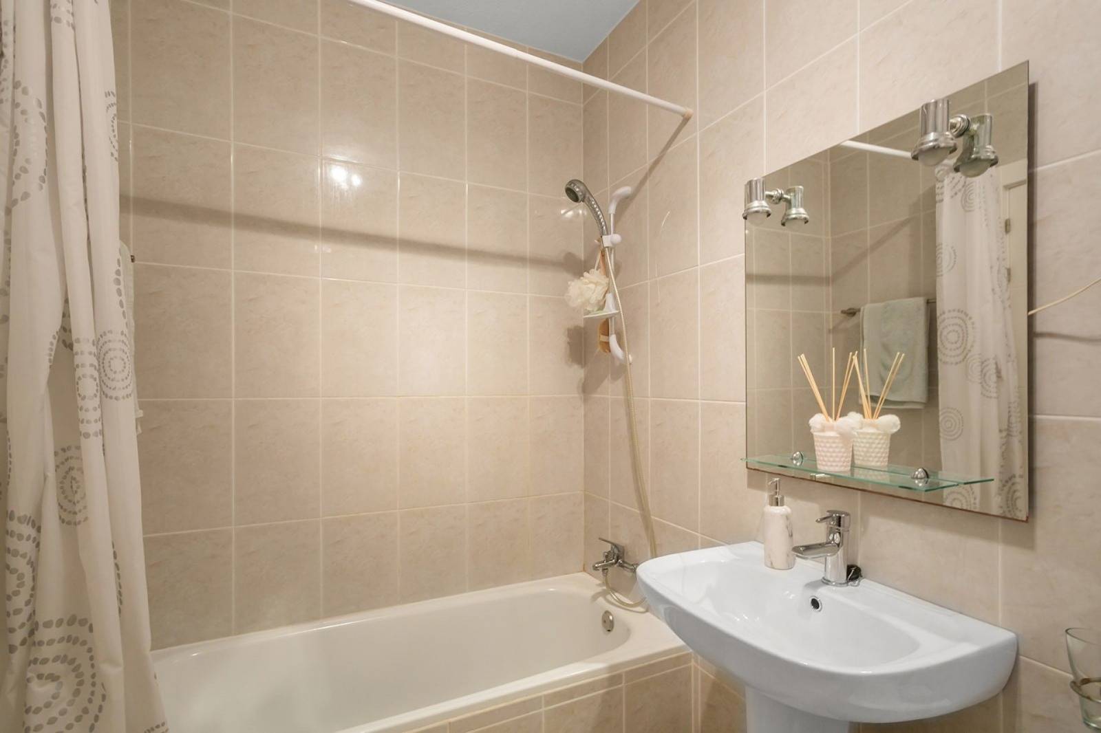 For sale - 3 Bedroom 2 Bathroom Townhouse in La Mata - La Mata  - Alicante