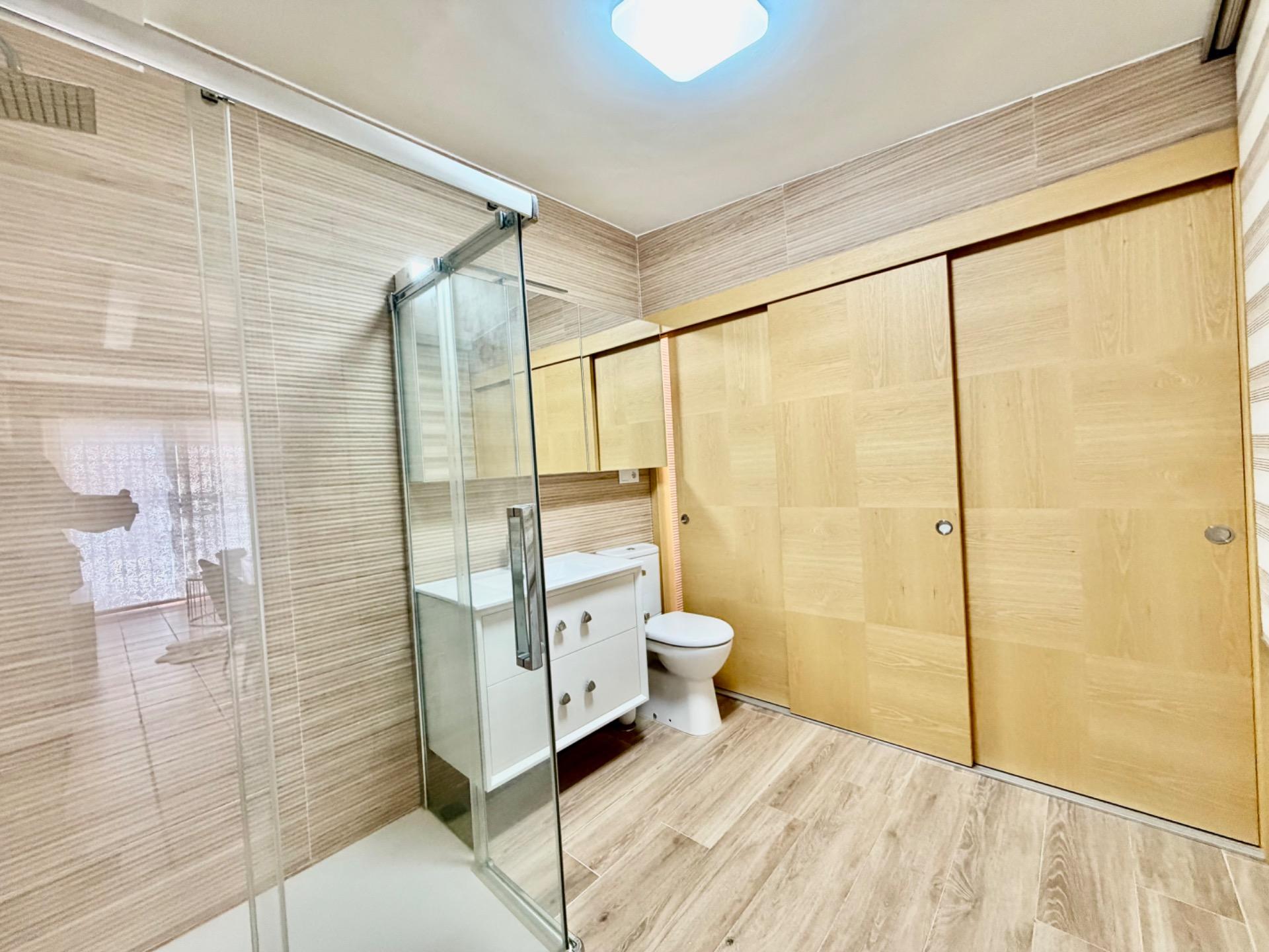 For sale - 4 Bedroom 3 Bathroom Semi Detached in La Zenia  - La Zenia  - Alicante