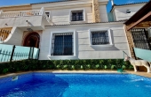 27-53-502-11-1043/78128, 4 Bedroom 3 Bathroom Semi Detached in La Zenia 