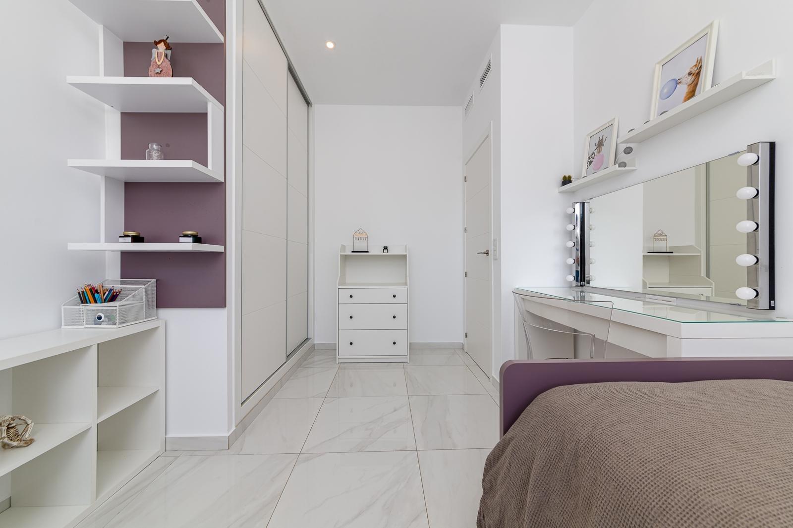 For sale - 3 Bedroom 3 Bathroom Town House in Villamartin - Orihuela Costa  - Alicante