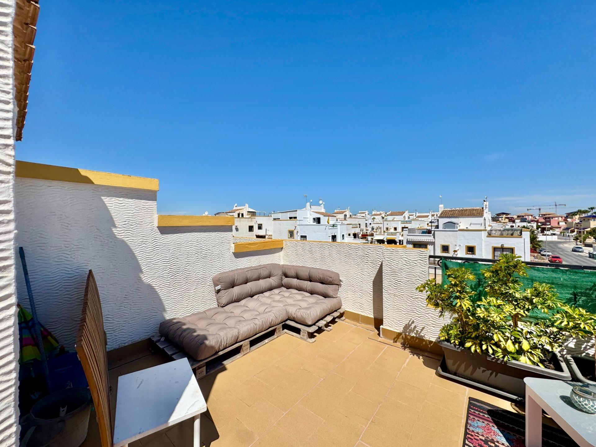 For sale - 3 Bedroom 2 Bathroom Town House in Los Altos  - Los Altos  - Alicante