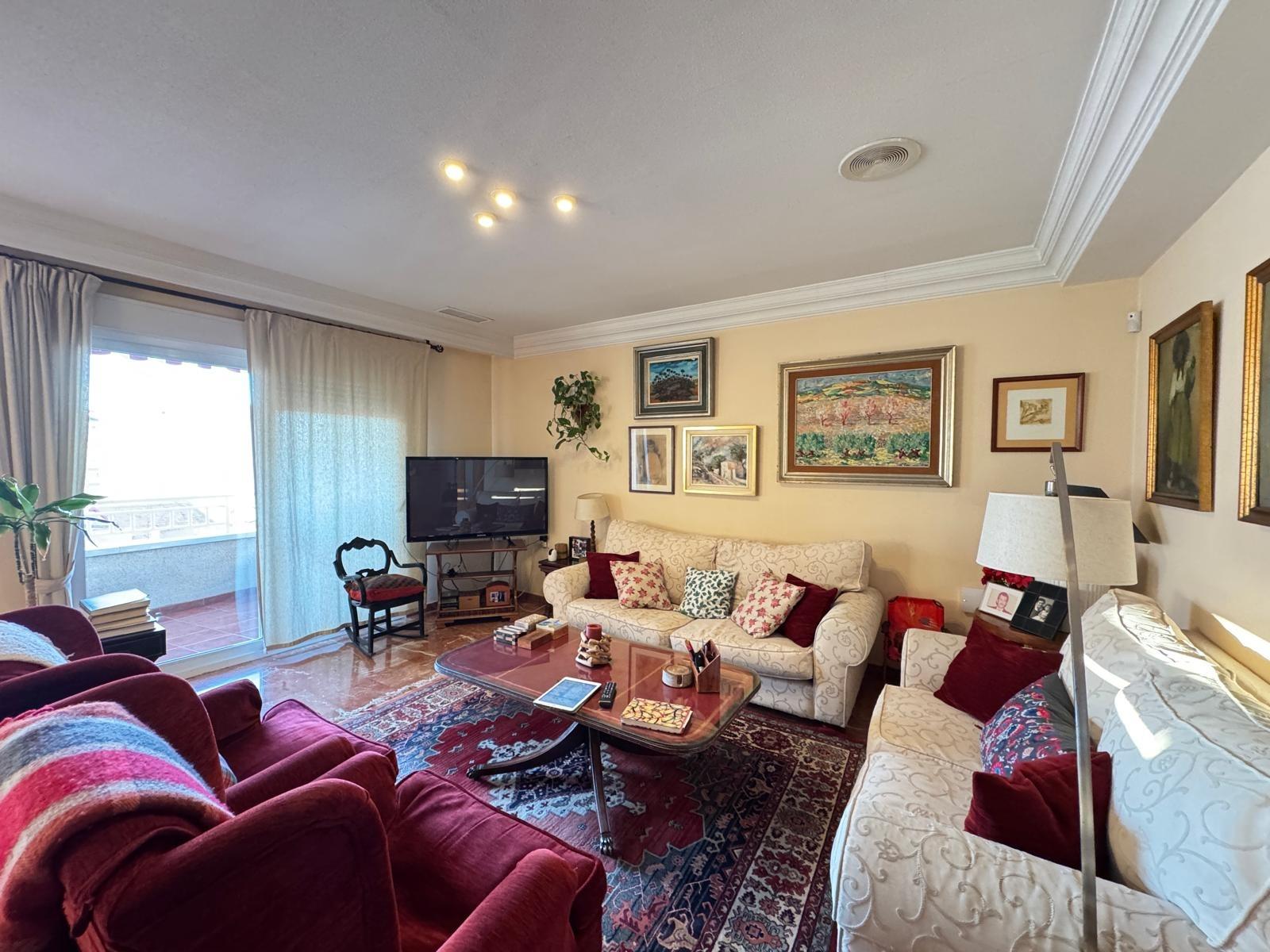 For sale - 4 Bedroom 3 Bathroom Apartment in Torrevieja - Torrevieja  - Alicante