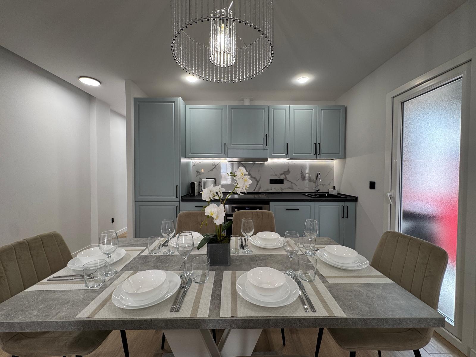 For sale - 3 Bedroom 1 Bathroom Apartment in Torrevieja - Playa Del Cura  - Alicante