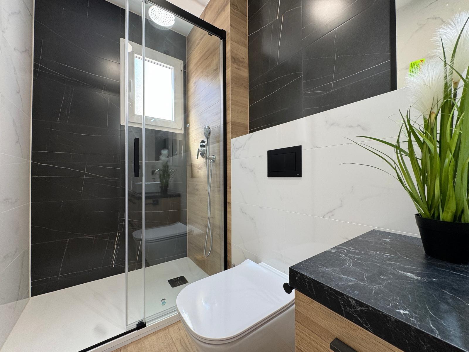 For sale - 3 Bedroom 1 Bathroom Apartment in Torrevieja - Playa Del Cura  - Alicante