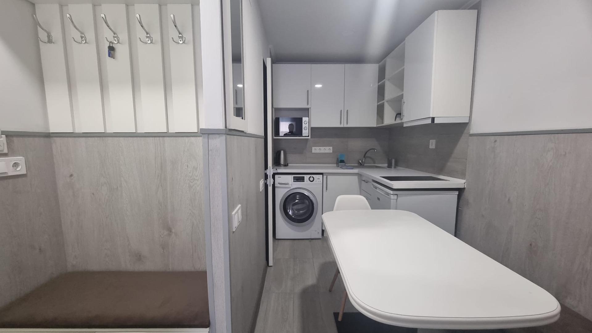 For sale - 3 Bedroom 3 Bathroom Apartment in Torrevieja - Centro  - Alicante