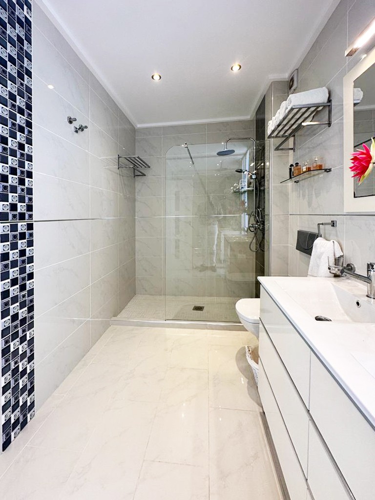 For sale - 4 Bedroom 4 Bathroom Villa in San Miguel de Salinas - Inland  - Alicante