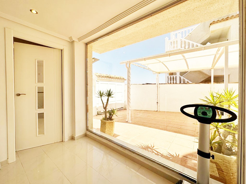 For sale - 4 Bedroom 4 Bathroom Villa in San Miguel de Salinas - Inland  - Alicante