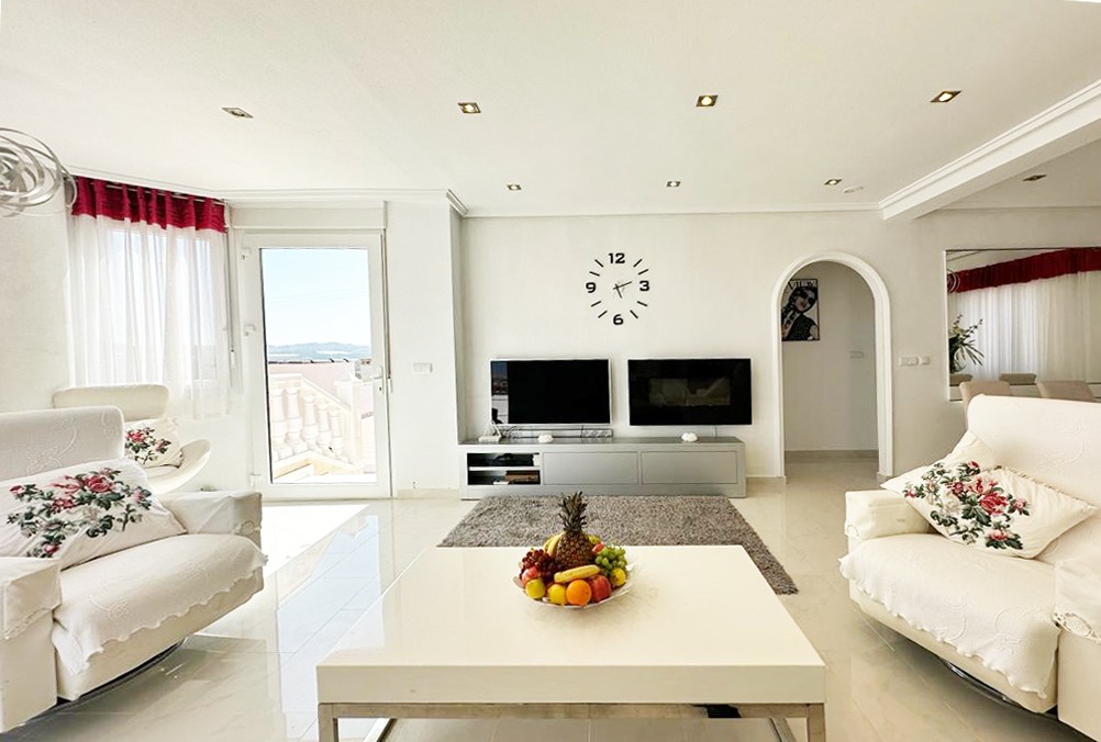 For sale - 4 Bedroom 4 Bathroom Villa in San Miguel de Salinas - Inland  - Alicante