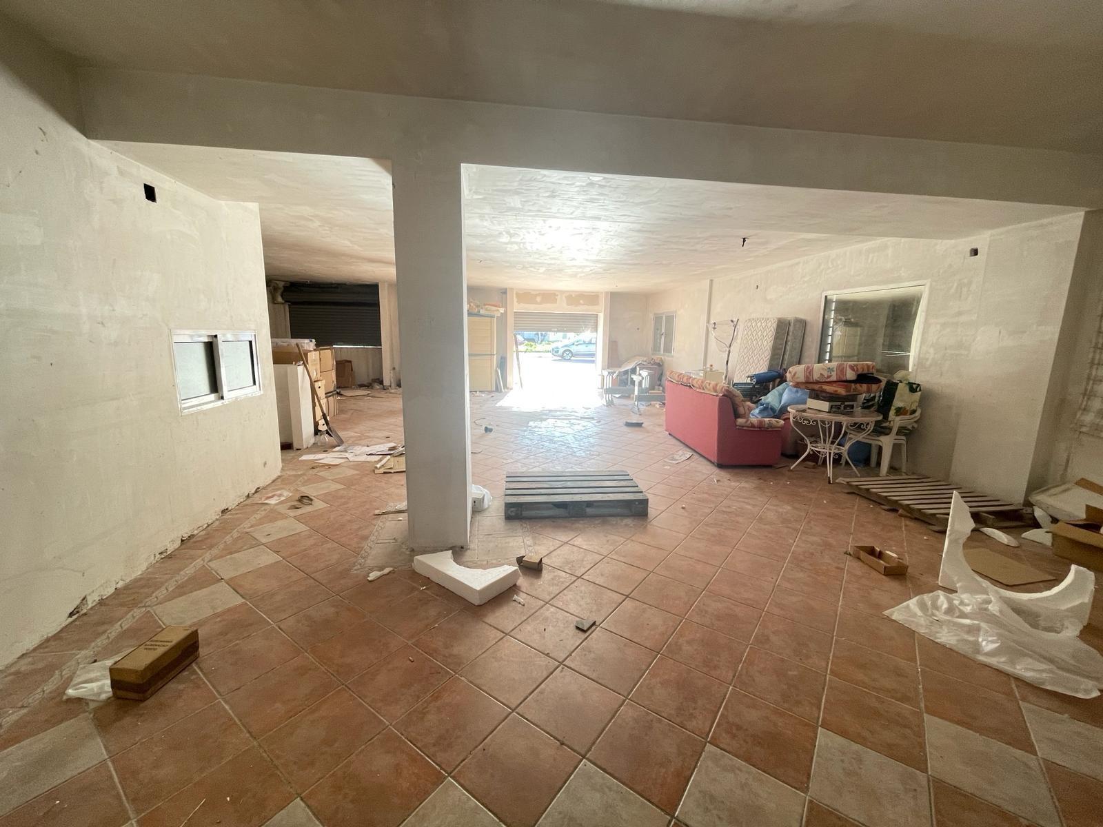 For sale - 3 Bedroom 5 Bathroom Villa in Torrevieja - La Siesta - El Salado - Torreta  - Alicante