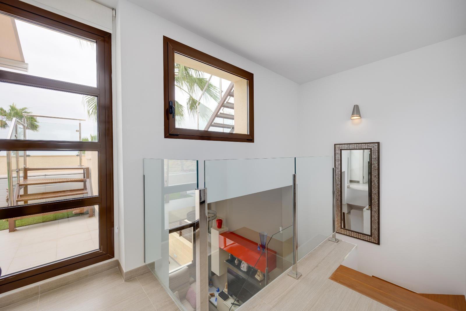 For sale - 3 Bedroom 3 Bathroom Villa in Ciudad Quesada - Pueblo Bravo  - Alicante