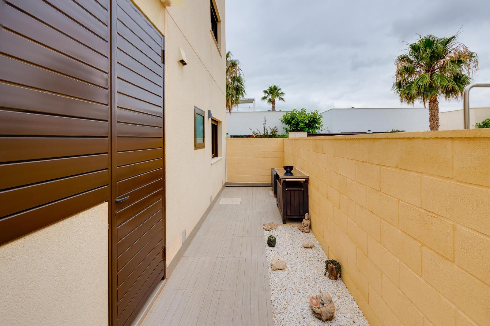 For sale - 3 Bedroom 3 Bathroom Villa in Ciudad Quesada - Pueblo Bravo  - Alicante