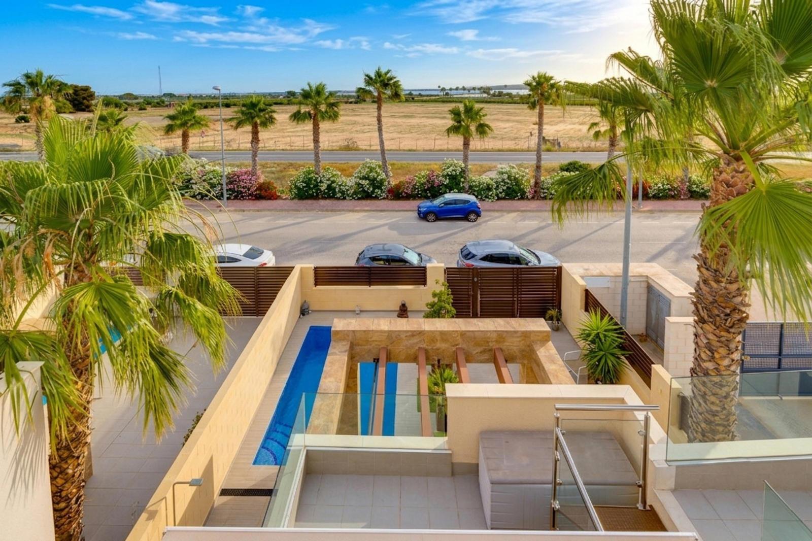 For sale - 3 Bedroom 3 Bathroom Villa in Ciudad Quesada - Pueblo Bravo  - Alicante