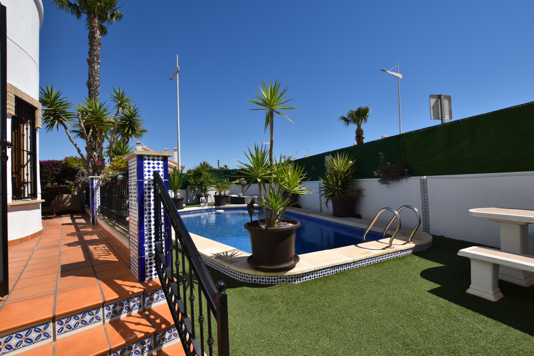 For sale - 3 Bedroom 2 Bathroom Villa in Algorfa - Inland  - Alicante