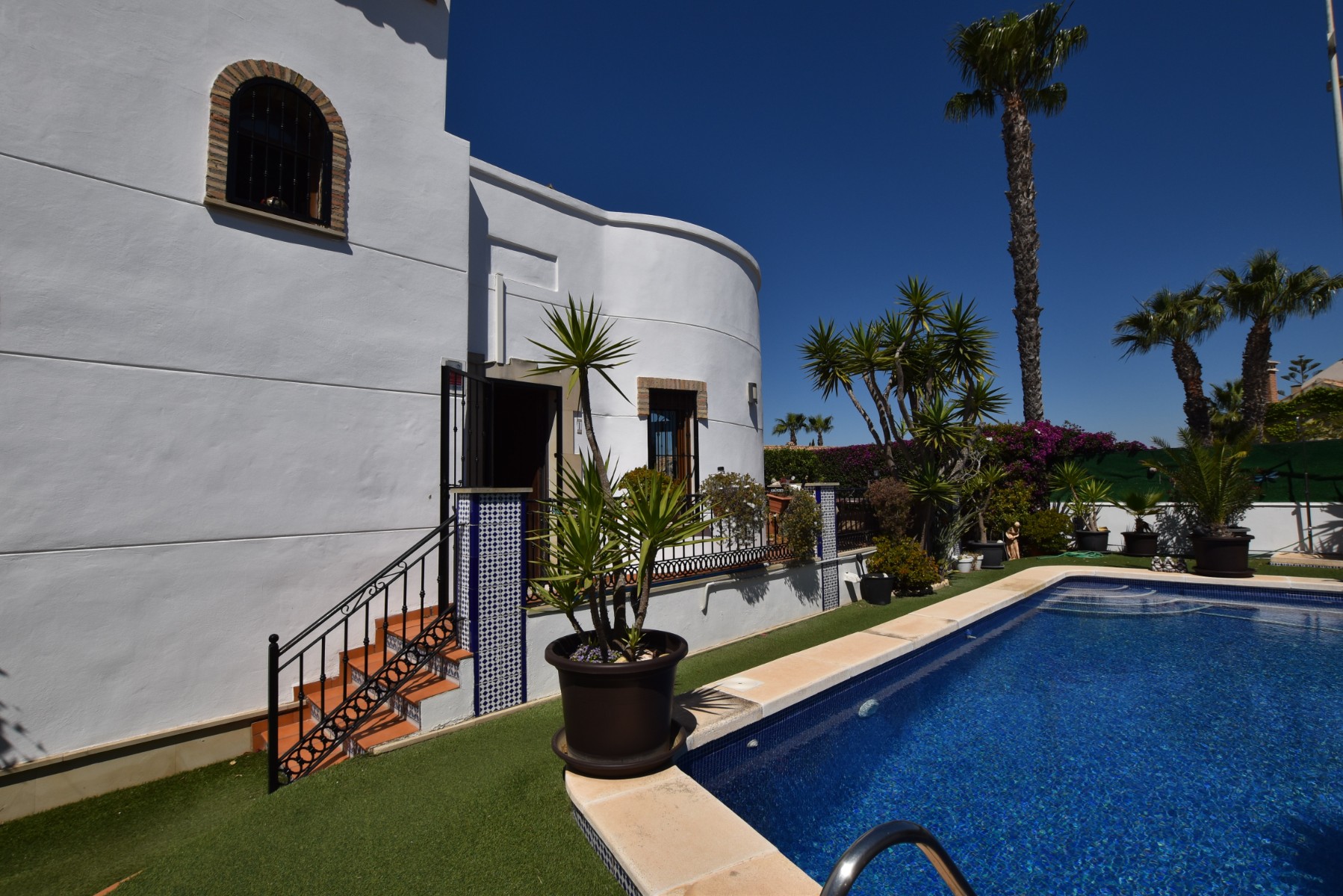 For sale - 3 Bedroom 2 Bathroom Villa in Algorfa - Inland  - Alicante