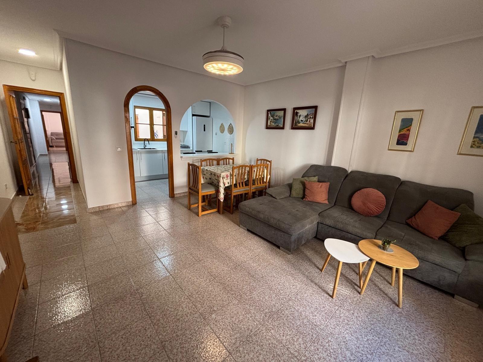 For sale - 2 Bedroom 1 Bathroom Apartment in Torrevieja - Los Frutales  - Alicante