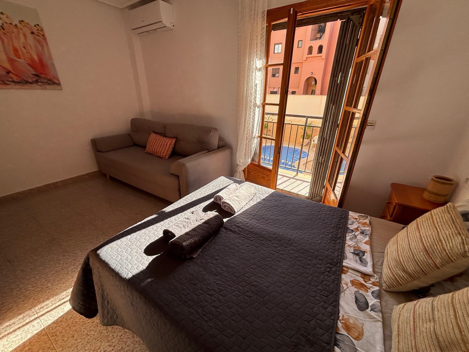 For sale - 2 Bedroom 1 Bathroom Apartment in Torrevieja - Los Frutales  - Alicante
