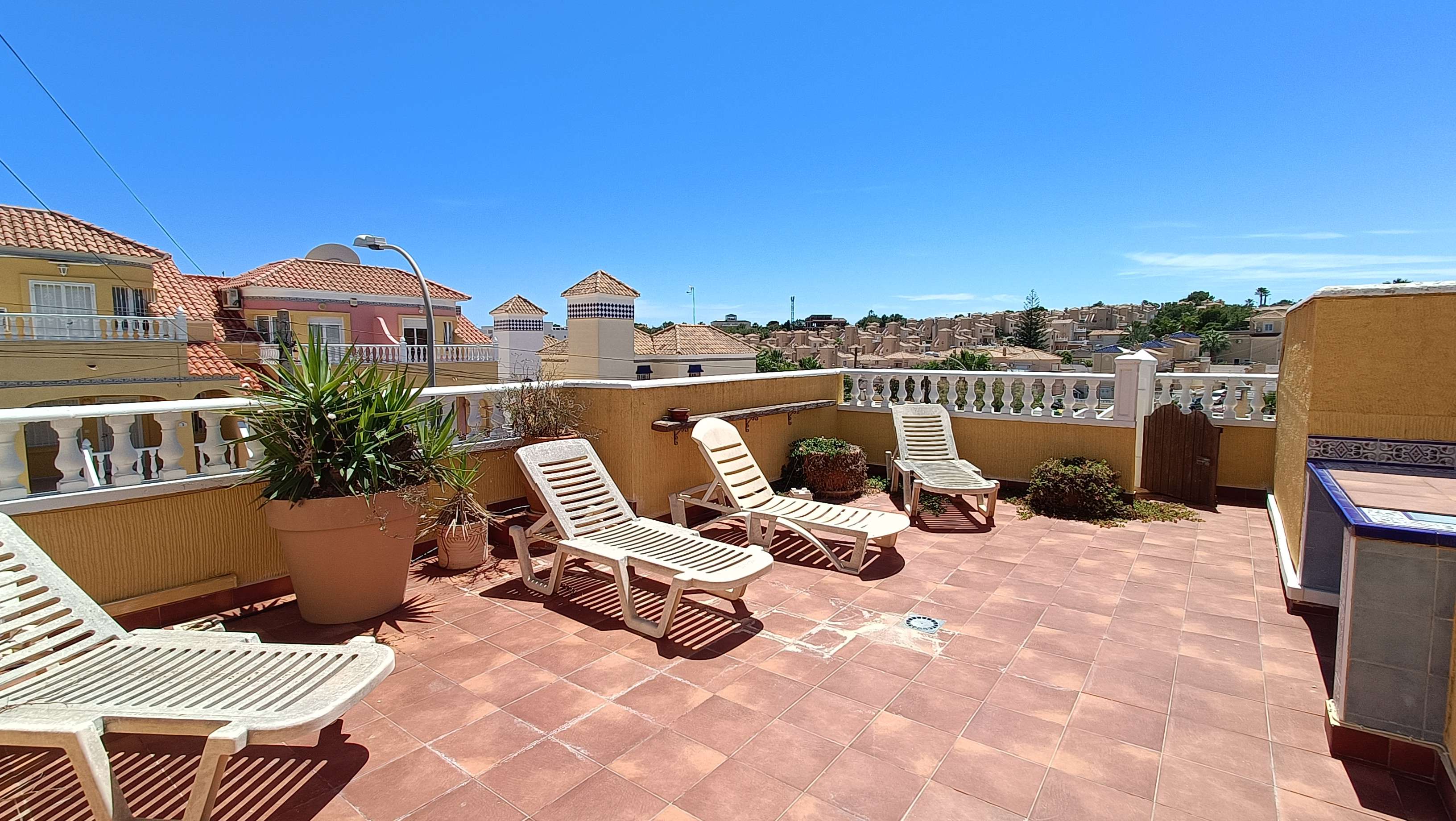 For sale - 2 Bedroom 2 Bathroom Quad House in Villamartin - Costa Blanca  - Alicante