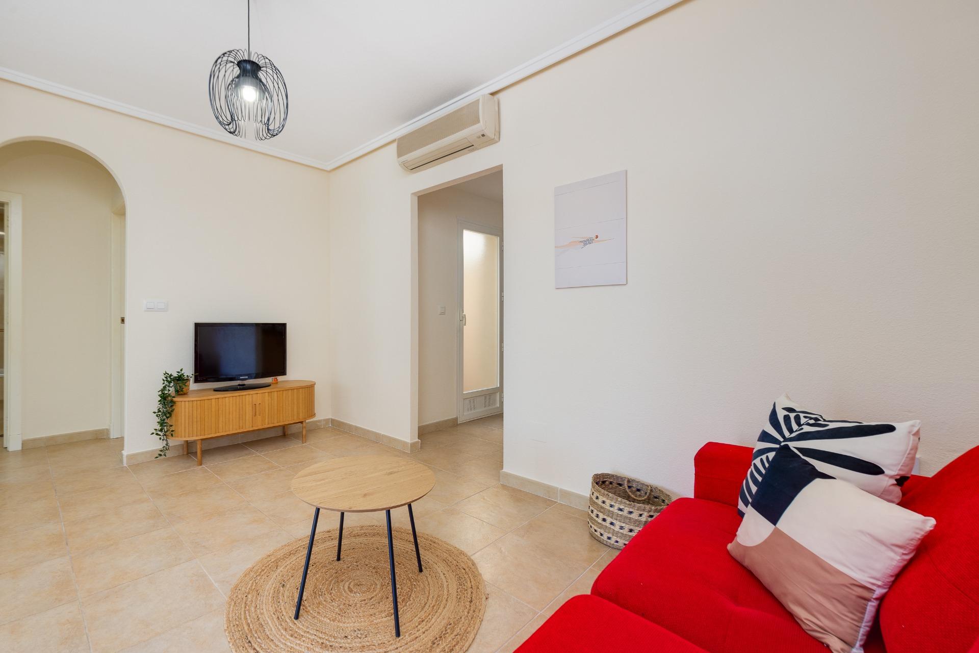 For sale - 2 Bedroom 1 Bathroom Bungalow in Torrevieja - Aguas Nuevas 1  - Alicante