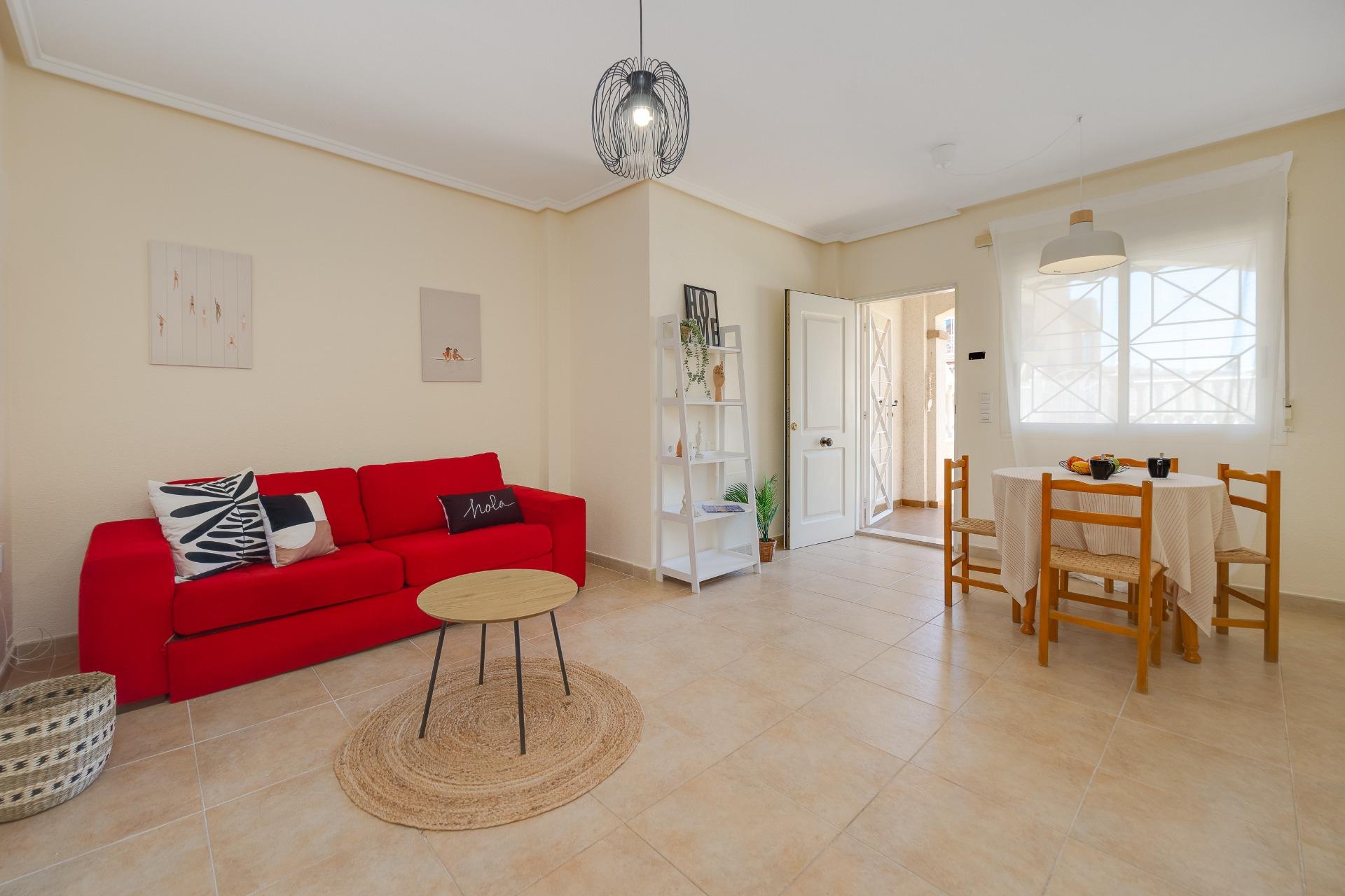 For sale - 2 Bedroom 1 Bathroom Bungalow in Torrevieja - Aguas Nuevas 1  - Alicante