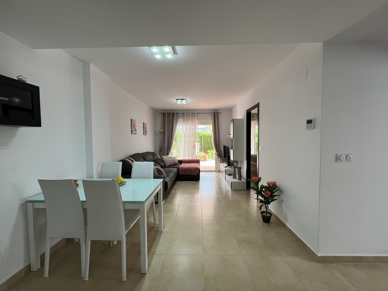 For sale - 3 Bedroom 2 Bathroom Apartment in Orihuela Costa - Villamartin  - Alicante