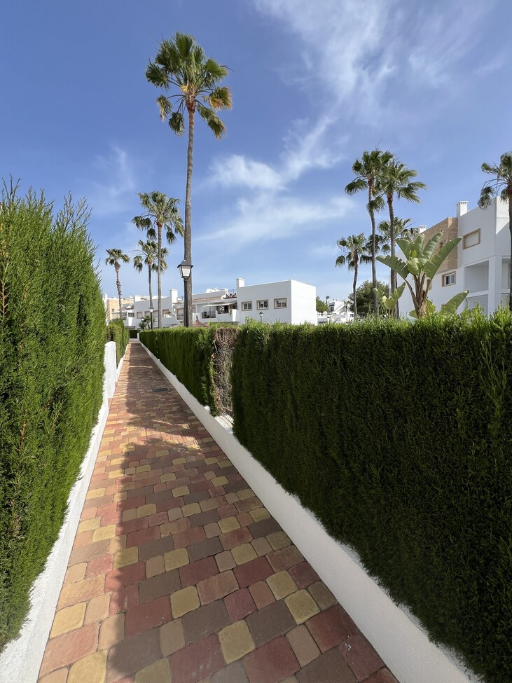 For sale - 3 Bedroom 2 Bathroom Apartment in Orihuela Costa - Villamartin  - Alicante