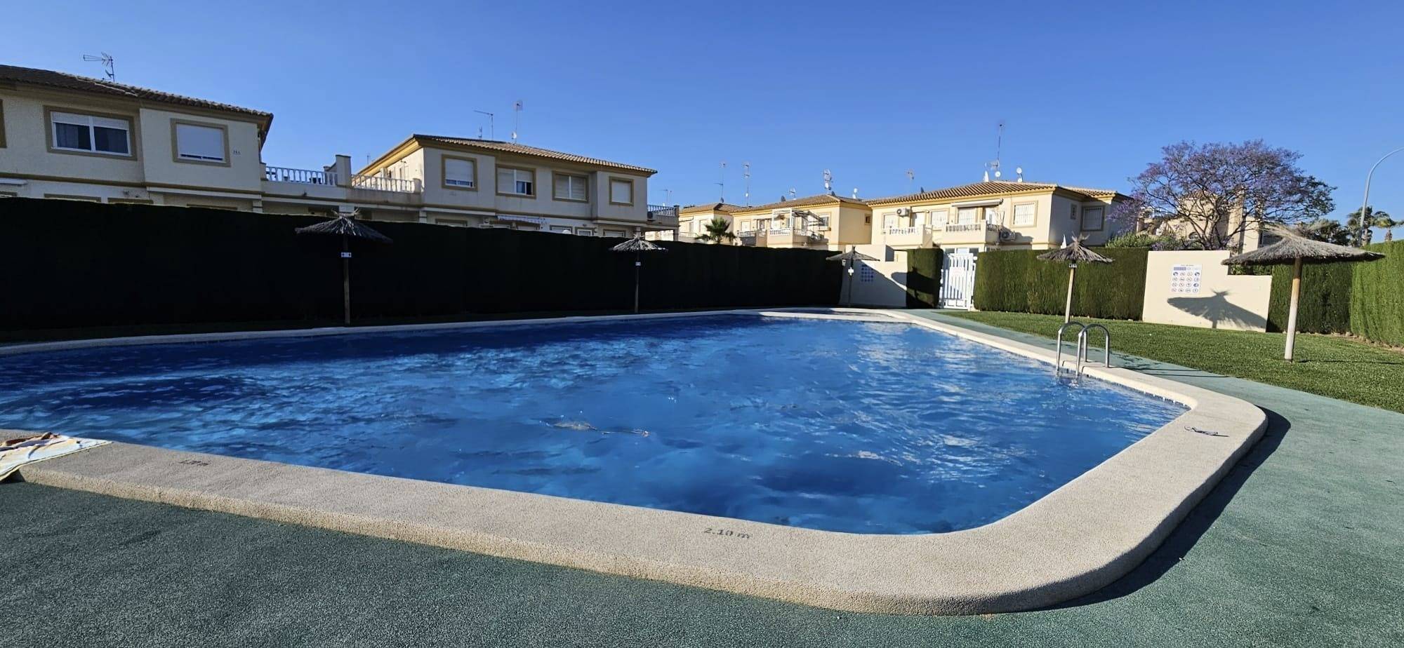 For sale - 2 Bedroom 1 Bathroom Bungalow in Orihuela Costa - Playa Flamenca  - Alicante
