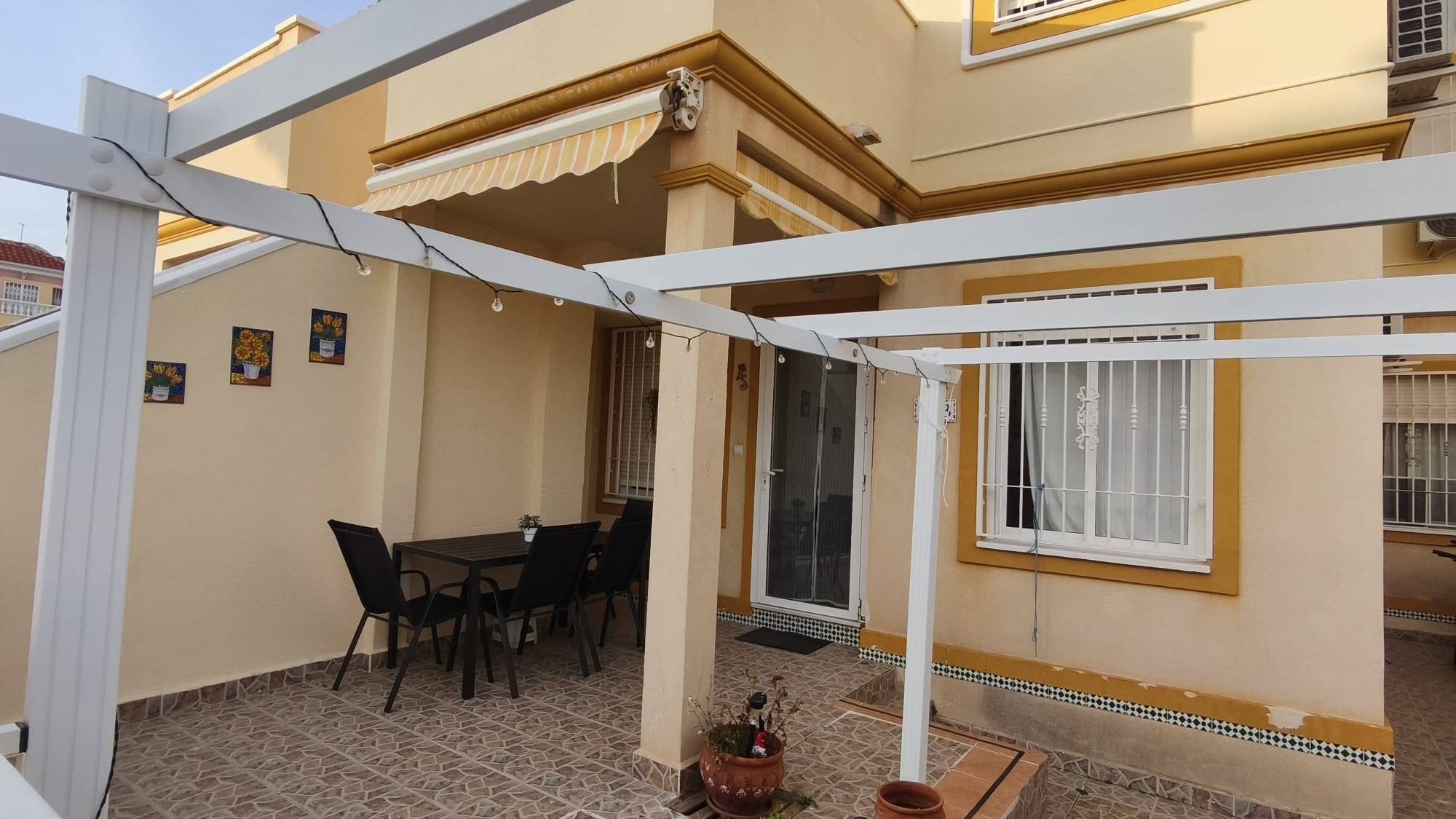 For sale - 2 Bedroom 1 Bathroom Bungalow in Orihuela Costa - Playa Flamenca  - Alicante