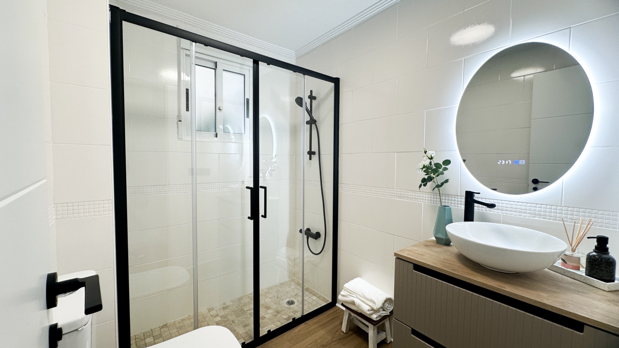 For sale - 2 Bedroom 1 Bathroom Apartment in Orihuela Costa - Costa Blanca  - Alicante
