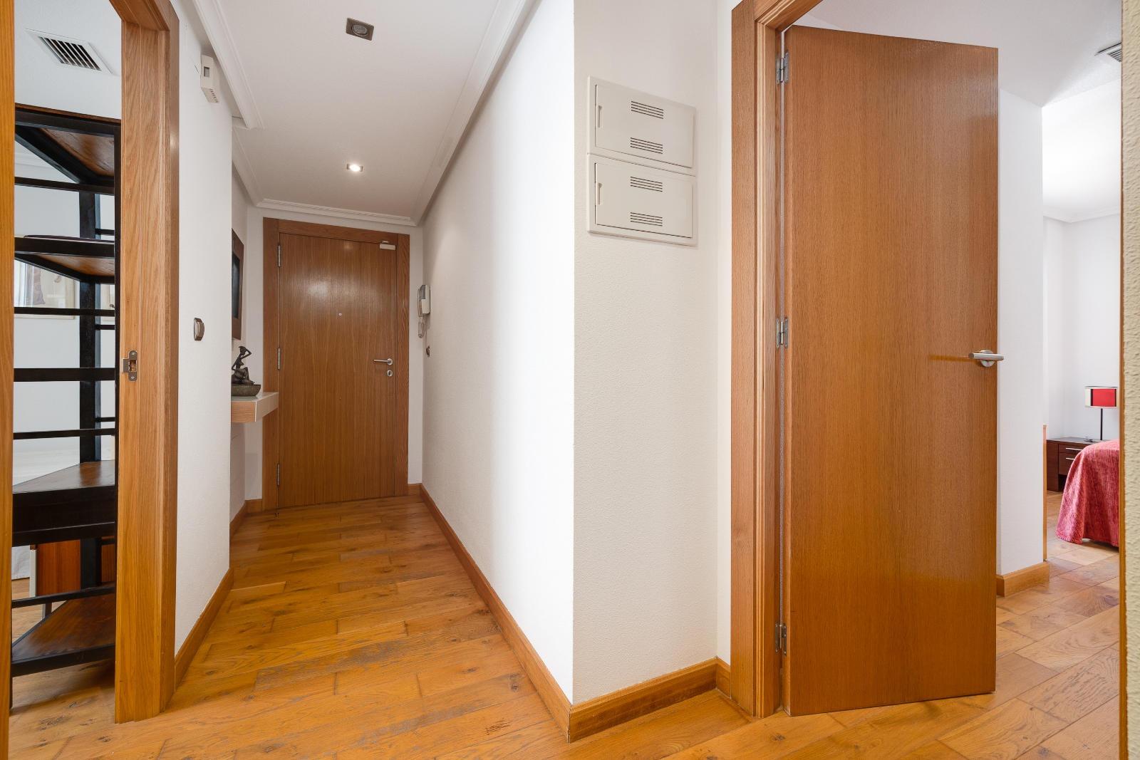 For sale - 3 Bedroom 2 Bathroom Penthouse in Torrevieja - Torrevieja  - Alicante